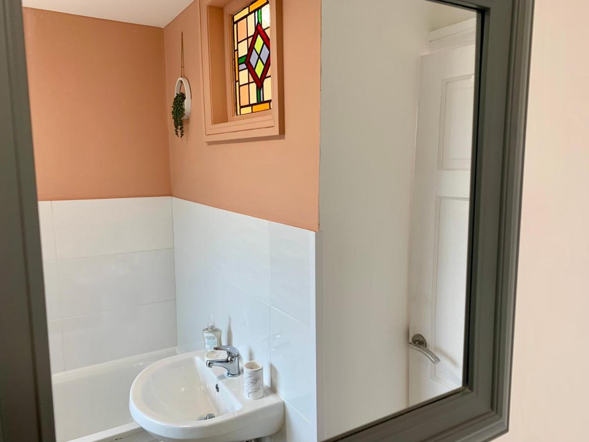 Stunning Rural Apartment - Sleeps 4 - Parking Lichfield Extérieur photo