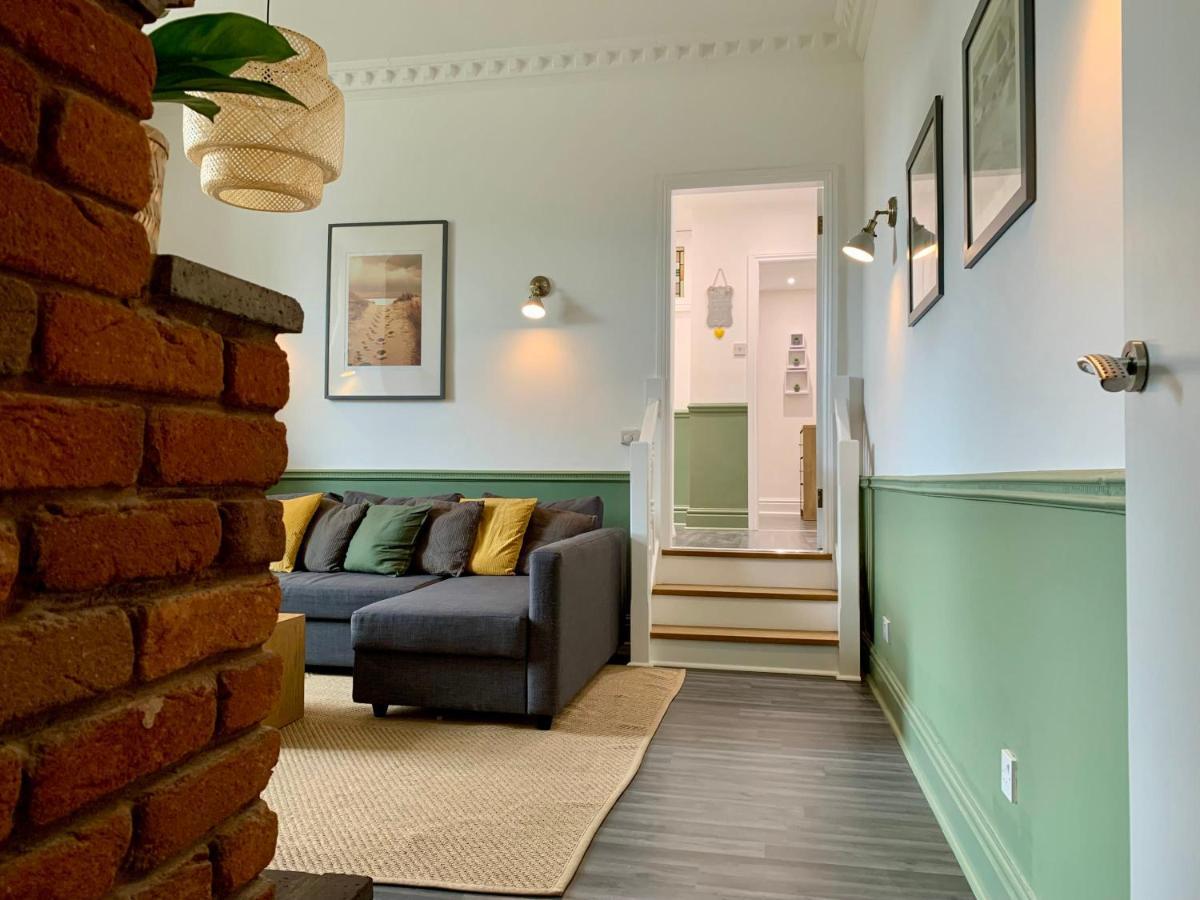 Stunning Rural Apartment - Sleeps 4 - Parking Lichfield Extérieur photo