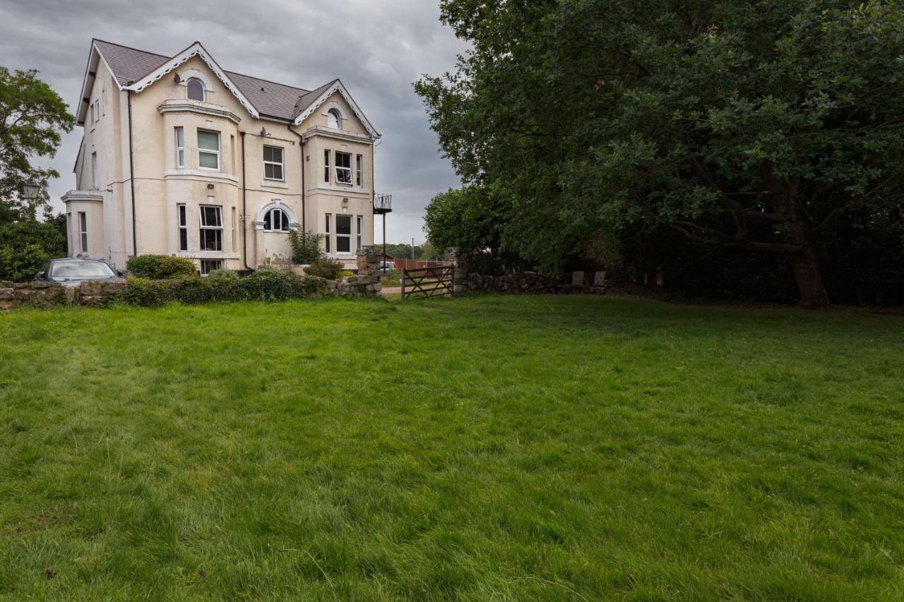 Stunning Rural Apartment - Sleeps 4 - Parking Lichfield Extérieur photo